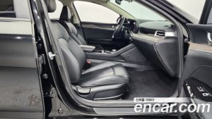 Kia K5 2.0 2021 года из Южной Кореи