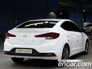 Hyundai AVANTE 1.6 2020 года из Южной Кореи