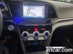 Hyundai AVANTE 1.6 2020 года из Южной Кореи