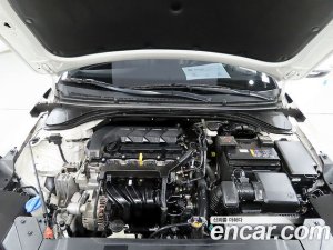 Hyundai AVANTE 1.6 2020 года из Южной Кореи