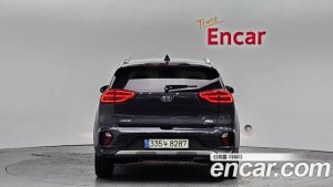 Kia Niro 1.6 HEV 2020 года из Южной Кореи