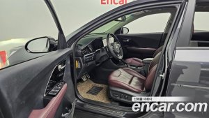 Kia Niro 1.6 HEV 2020 года из Южной Кореи