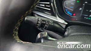 Kia Niro 1.6 HEV 2020 года из Южной Кореи