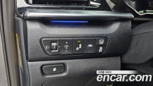 Kia Niro 1.6 HEV 2020 года из Южной Кореи