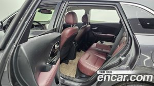 Kia Niro 1.6 HEV 2020 года из Южной Кореи