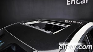 Mercedes-Benz E-Class E220d Avantgarde 2020 года из Южной Кореи