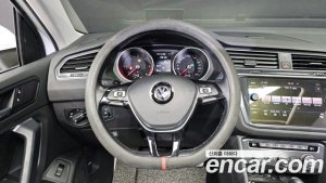 Volkswagen Tiguan 2.0 TDI Prestige 2020 года из Южной Кореи