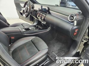 Mercedes-Benz CLA-Class CLA250 4MATIC 2021 года из Южной Кореи