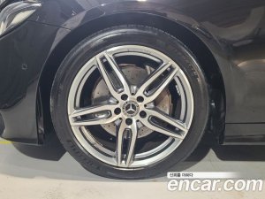 Mercedes-Benz E-Class E220d Cabriolet 2020 года из Южной Кореи