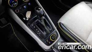 Hyundai Venue 1.6 Flux 2020 года из Южной Кореи