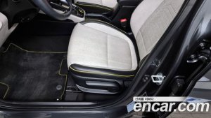 Hyundai Venue 1.6 Flux 2020 года из Южной Кореи