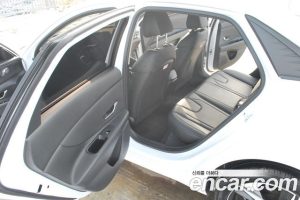 Hyundai AVANTE 1.6 2021 года из Южной Кореи