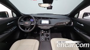 Cadillac XT4 2.0 Sport AWD 2021 года из Южной Кореи