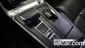 Audi A7 55 TFSI 4WD Premium 2020 года из Южной Кореи