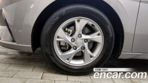 Hyundai AVANTE 1.6 2021 года из Южной Кореи