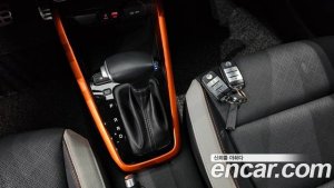 Kia Stonic 1.4 2020 года из Южной Кореи