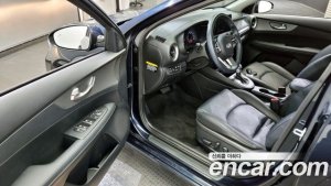 Kia K3 Prestige 2021 года из Южной Кореи