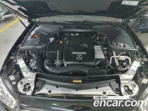 Mercedes-Benz E-Class E250 Avantgarde 2021 года из Южной Кореи