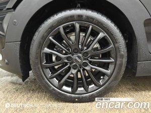 Mini Clubman High 2021 года из Южной Кореи