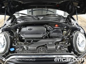 Mini Clubman High 2021 года из Южной Кореи