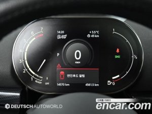 Mini Clubman High 2021 года из Южной Кореи