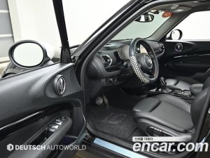 Mini Clubman High 2021 года из Южной Кореи