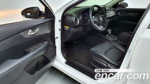Kia K3 2020 года из Южной Кореи
