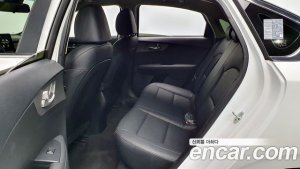 Kia K3 2020 года из Южной Кореи