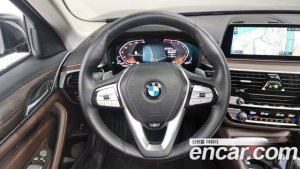 BMW 5-Series 530i xDrive Luxury Plus 2020 года из Южной Кореи