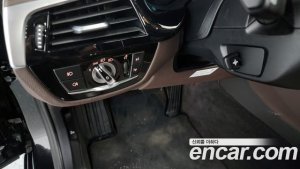 BMW 5-Series 530i xDrive Luxury Plus 2020 года из Южной Кореи