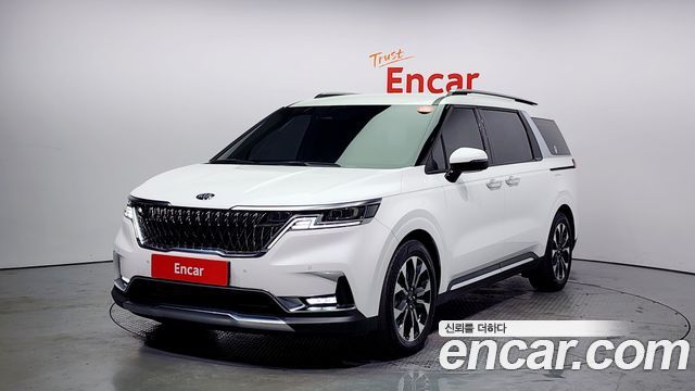 Kia Carnival Бензин 7-Seater Noblesse 2021 года из Кореи