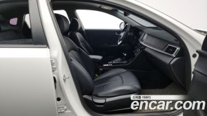 Kia K5 2.0 2020 года из Южной Кореи