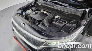 Kia Seltos Бензин 1.6 Turbo 2WD 2020 года из Южной Кореи