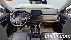Kia Seltos Бензин 1.6 Turbo 2WD 2020 года из Южной Кореи