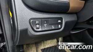 Kia Seltos Бензин 1.6 Turbo 2WD 2020 года из Южной Кореи