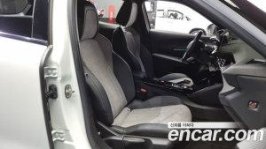 Peugeot 2008 EV GT Line 2020 года из Южной Кореи