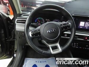 Kia K5 Prestige 2020 года из Южной Кореи