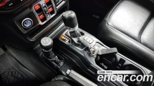 Jeep Wrangler 2.0 Overland Unlimited Top 4Door 2021 года из Южной Кореи