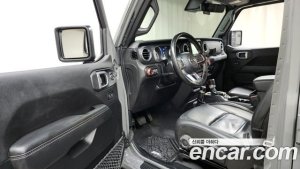Jeep Wrangler 2.0 Overland Unlimited Top 4Door 2021 года из Южной Кореи