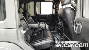 Jeep Wrangler 2.0 Overland Unlimited Top 4Door 2021 года из Южной Кореи