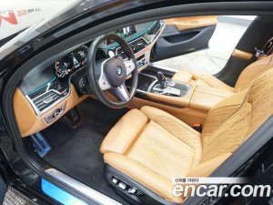 BMW 7-Series 740i M Sport 2021 года из Южной Кореи