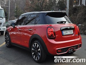 Mini Cooper 5Door HIGH 2021 года из Южной Кореи