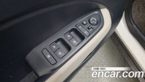 Hyundai Venue 1.6 Flux 2020 года из Южной Кореи