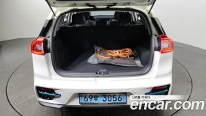 Kia Niro Prestige 2021 года из Южной Кореи