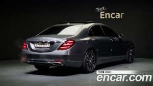Mercedes-Benz S-Class S560L 4MATIC 2020 года из Южной Кореи