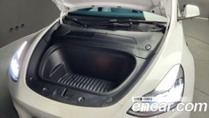 Tesla Model Y Standard RANGE 2021 года из Южной Кореи