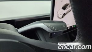 Tesla Model Y Standard RANGE 2021 года из Южной Кореи