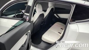 Tesla Model Y Standard RANGE 2021 года из Южной Кореи