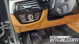 BMW 5-Series 530e Luxury 2020 года из Южной Кореи