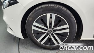 Mercedes-Benz A-Class A200d SEDAN 2021 года из Южной Кореи